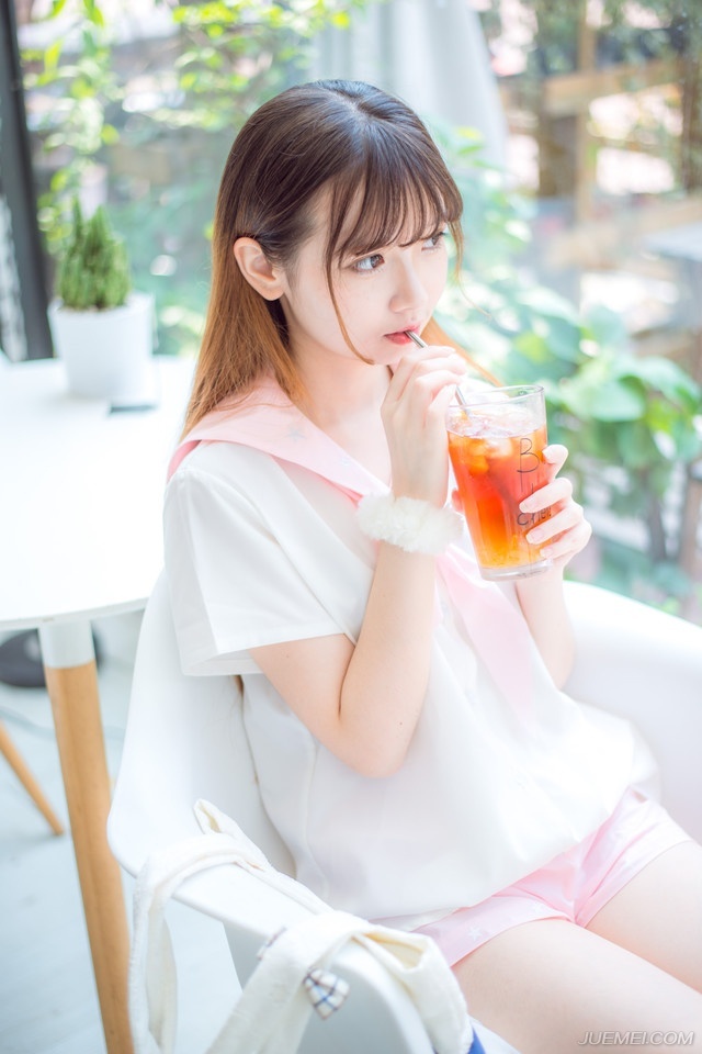 从陌生人变成陌生人，就是我们的故事。